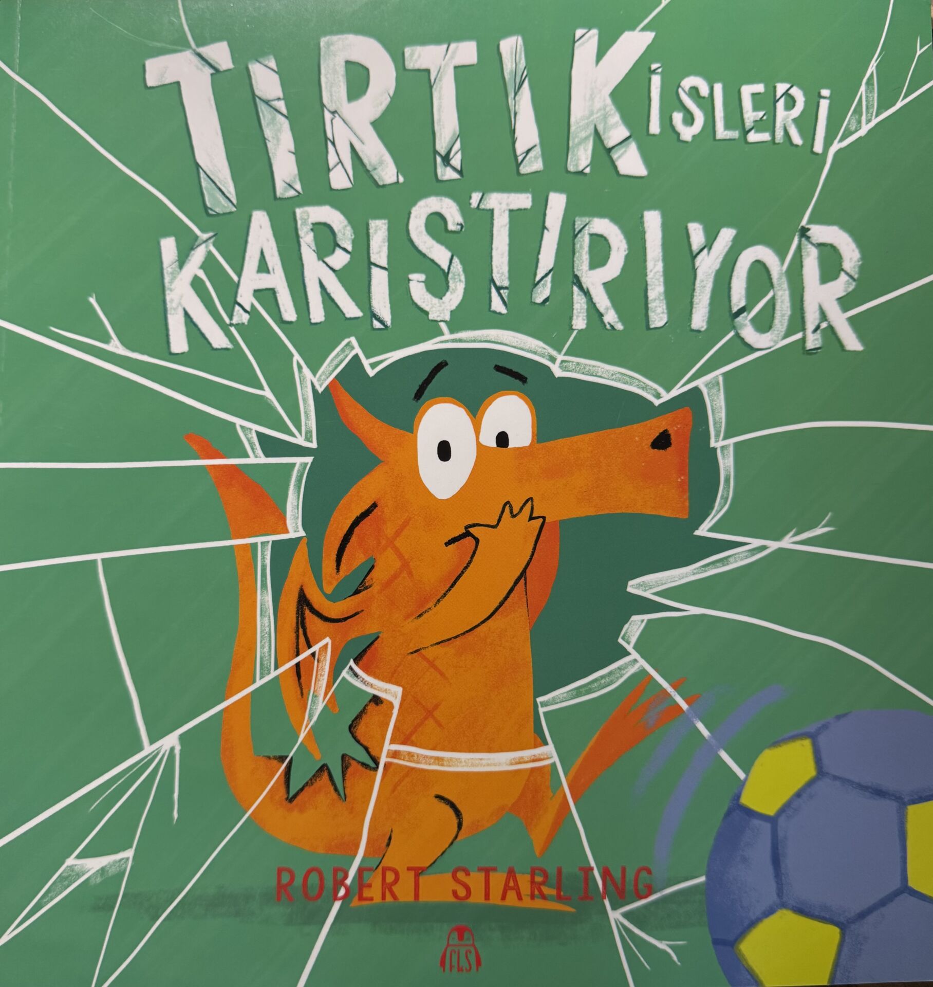 Tırtık İşleri Karıştırıyor